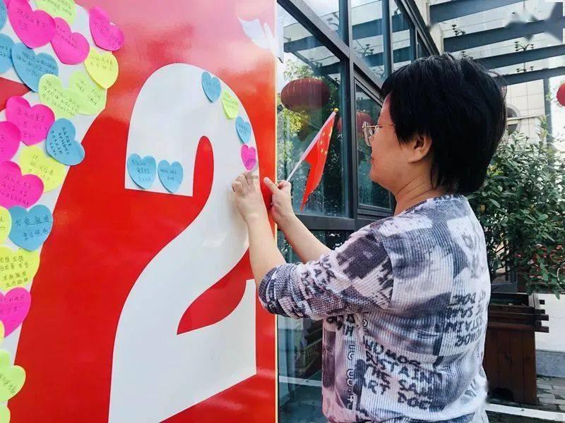 张丽红心理咨询师—企业领袖,智能前沿专业知识问答网页